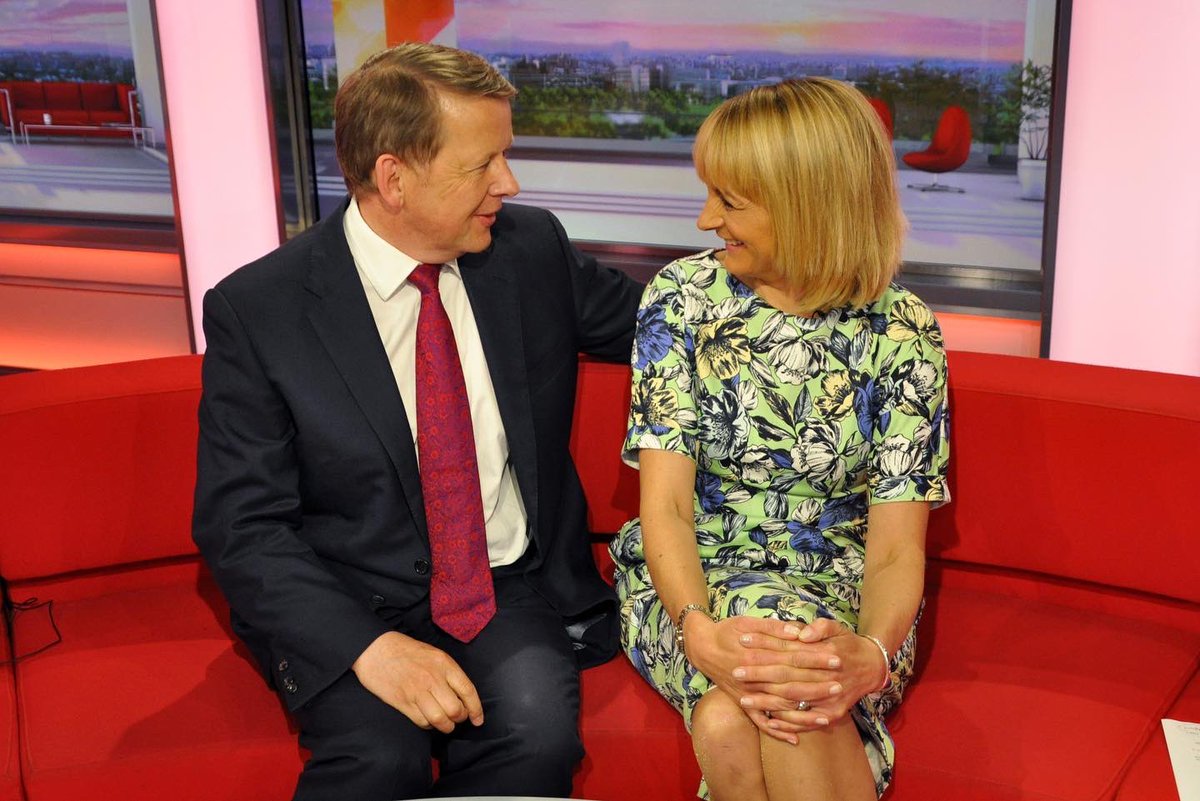 Louise Minchin tweet media