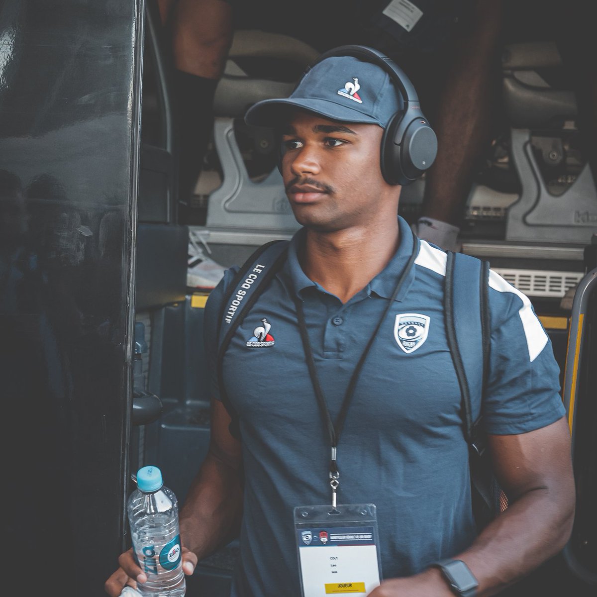 MHR_officiel's tweet photo. Cartable et tenue de rentrée nos Cistes vous souhaitent une bonne rentrée ! 🎒🏫

#TeamMHR 🔵⚪️ #RentreeScolaire #Rentree2022 https://t.co/FCSokkJckL