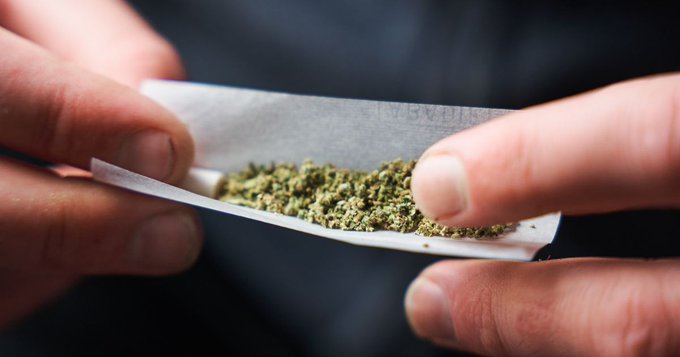 Proper thing too.. until the whole ethos behind Cannabis consumption is decriminalized then we can't really move forward on the whole debate #cannabis #cannabiscommunity #weed #marijuana #thc #cbd #cannabisculture @cbd_bot <a href="/TheWeedSpot_/">WeedBOT</a>