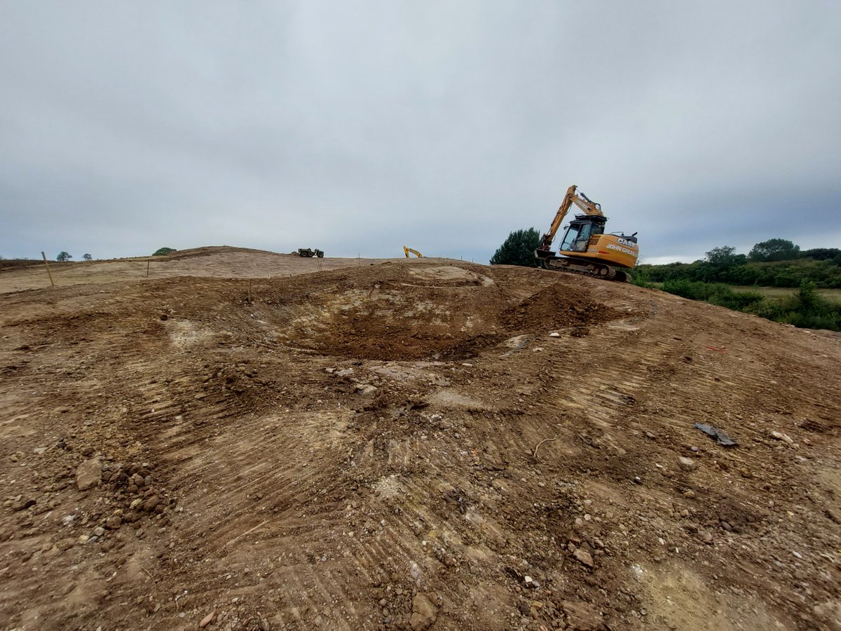 Work progressing on the new junior par 3 course with a big thanks to the Greasley team for all their hard work. #steveritsongolfarchitect #greentygerdesign #golfcoursearchitect  #golfacademydesign  #sustainablegolfdesign #golfrangedesign
