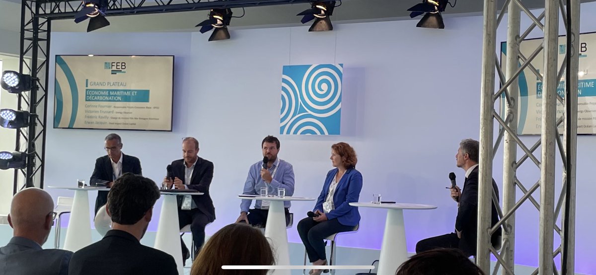 dropnplug's tweet photo. #FEB2022 discours de Victorien Erussard sur le mix énergétique : économie maritime et #decarbonation #Eodev https://t.co/nKoSU2iWss