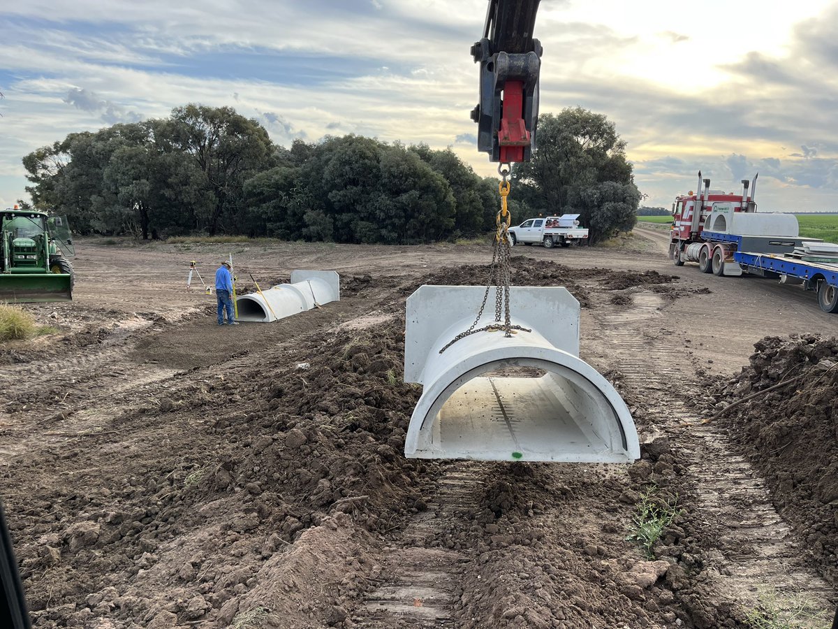 Finally installing 1200mm Padman Stop culverts. Looking forward to driving over and not into a boggy mess.<a href="/PadmanShawn/">Shawn Padman</a>