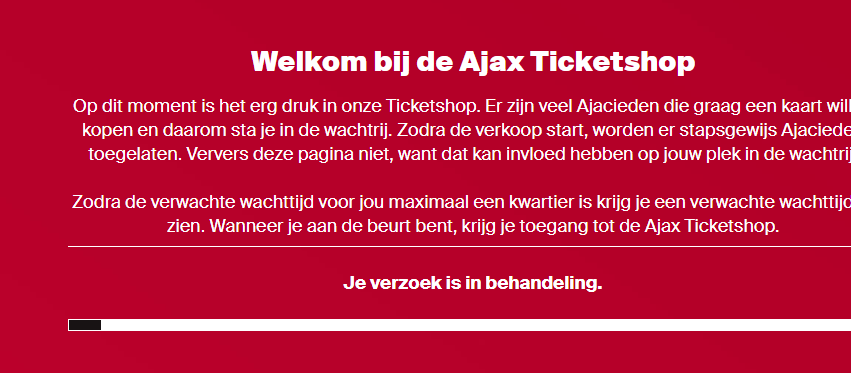 BrouwerRob's tweet photo. @AjaxFancare nu voor de 5e keer teruggezet in de wachtrij. Wat is dit allemaal voor een ongelooflijke chaos en beschamende rotzooi! Mijn hemel zeg!!! https://t.co/1zXbQ7T8c2