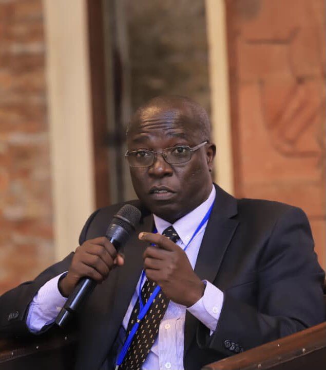 moses_mulindwa's tweet photo. The Parish Development Model is a good vehicle for addressing village poverty in 🇺🇬. However, we should take lessons from previous social transformation programmes - Dr. @IsoobaMoses ED @ngoforum
#PDMAnalysed https://t.co/ym2xNrEbaG
