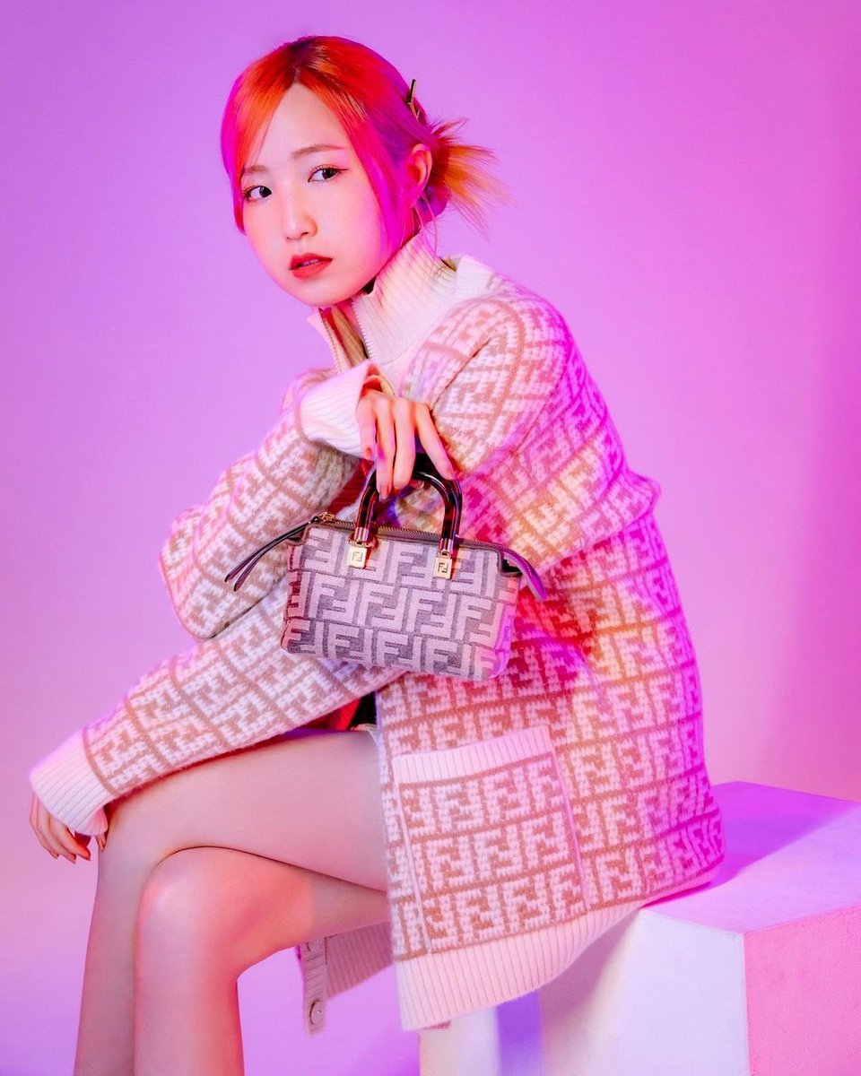 本田仁美　IZ*ONE アイズワン　公式グッツ　まとめ売り　AKB48 本田仁美 - Wikipedia