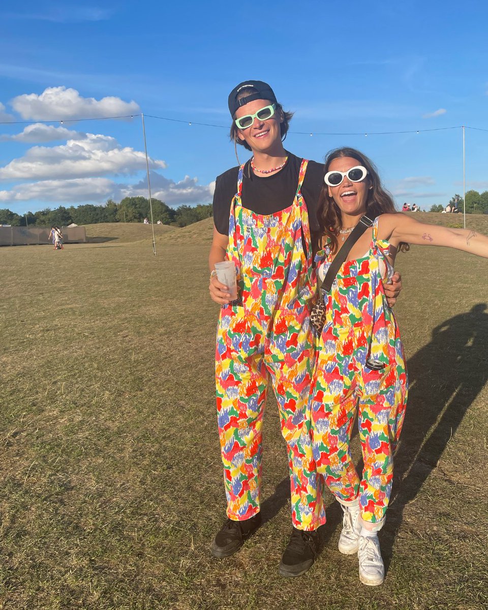 LucyandYak's tweet photo. ✨🔙 WHICH FESTI SHOULD WE GO TO NEXT YEAR.... GO! #YAKTHROWBACK 🔙🎪 https://t.co/5dFxnWHOC8