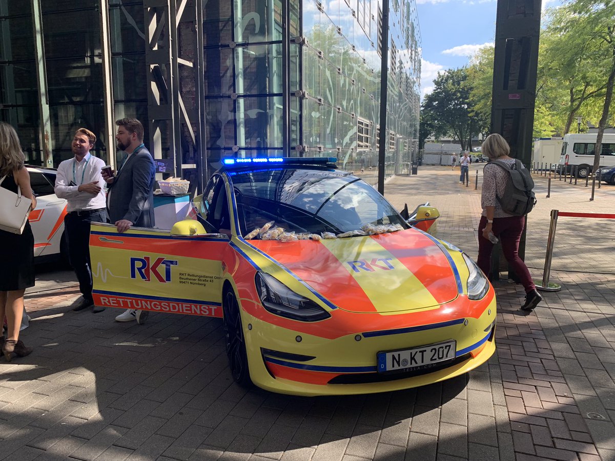 MirjamBauer tweet media