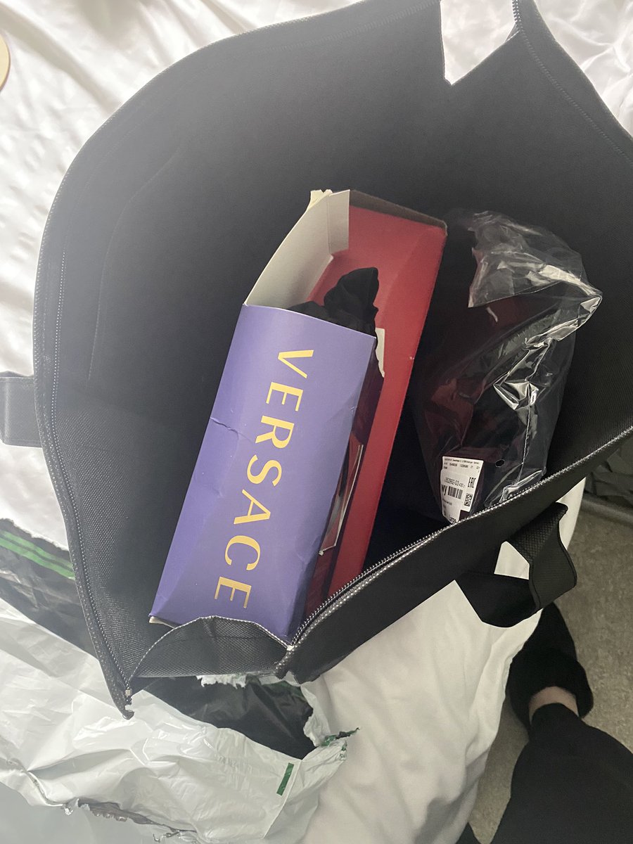 CharlotteLJ1990's tweet photo. @flannelsfashion is this how you pack and deliver parcels now?! This item literally looks and feels like it’s been worn and the stuffed into the box! https://t.co/5Wx9jUs9zP