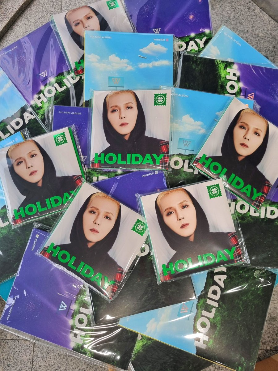 송민호 갤러리(<a href="/dcmino0330/">DC 송민호 갤러리</a>)에서 위너 [HOLIDAY] 앨범 𝗣𝗛𝗢𝗧𝗢𝗕𝗢𝗢𝗞 𝘃𝗲𝗿.과 디지팩 𝗠𝗜𝗡𝗢 𝘃𝗲𝗿.을 '금천장애인종합복지관'에 기증하였습니다 (2022.08.30)

참여해 주신 분들께 다시 한번 감사드립니다

gall.dcinside.com/mino0330/293738
global fans ▶ bit.ly/3q01P2f

#송민호 #위너