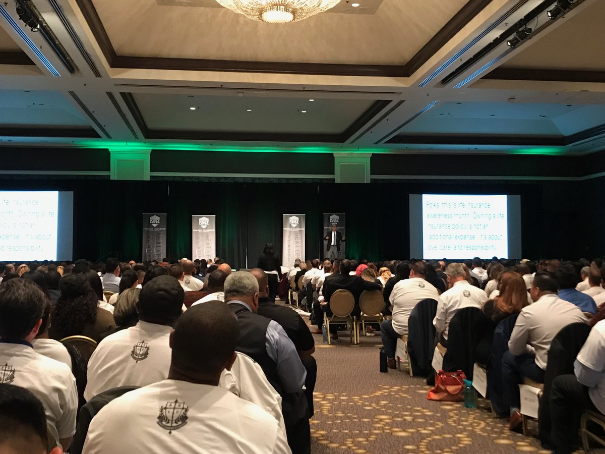 ByronKellyWFG's tweet photo. At its core, personal development isn't about you, it's about the people you'll impact by growing your mindset and heart to serve others. #leadership #pinnacleelite #wfg #wfgsuccess #wfgopportunity #pinnaclewfg #globalgift #pinnacleld #universeld #powerhouseld #Mission200F #RBLC https://t.co/CIpzeR1ODC