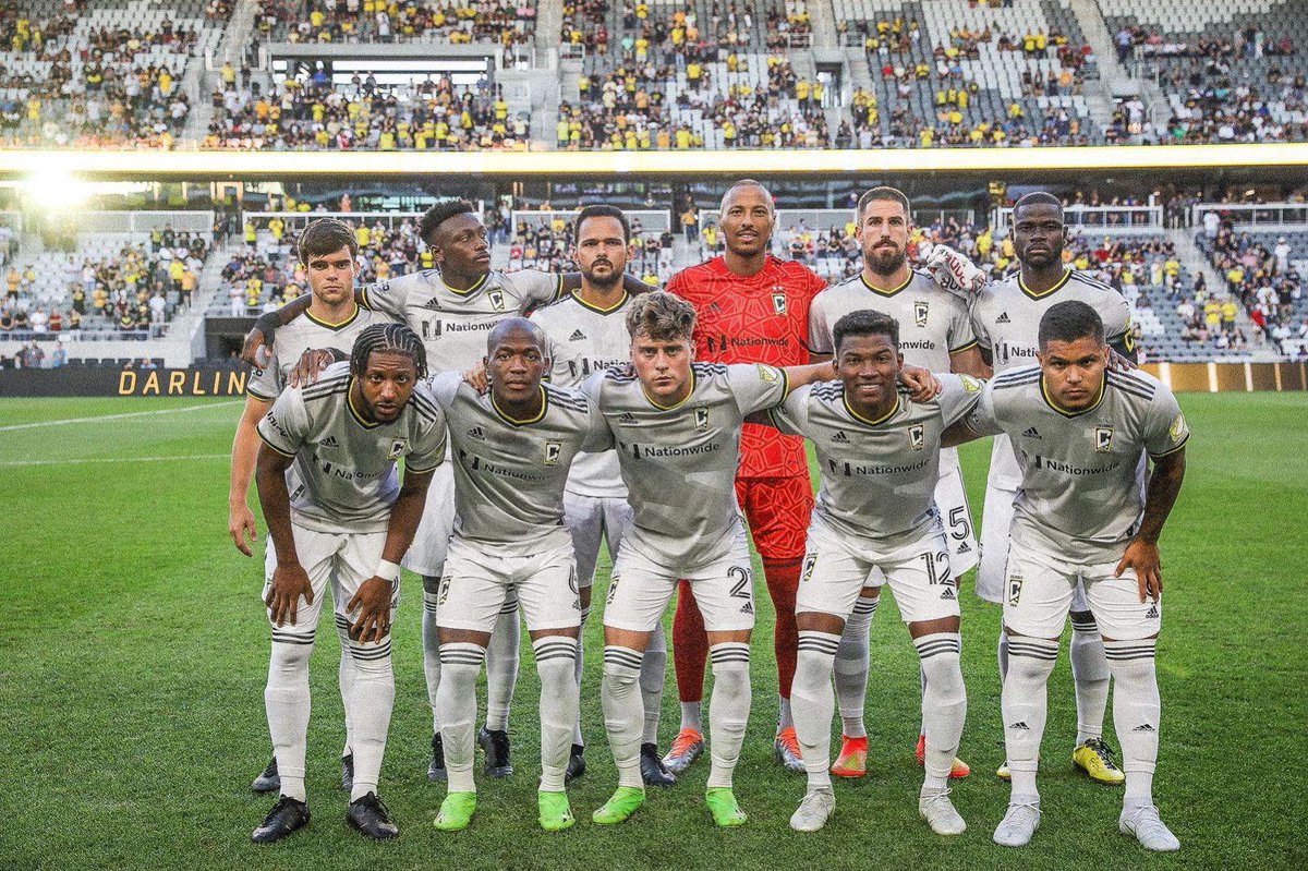 S_MoreiraOff's tweet photo. A big win at home 🖤💛 #SM31🔥#Crew96 https://t.co/RhET0eGWoH