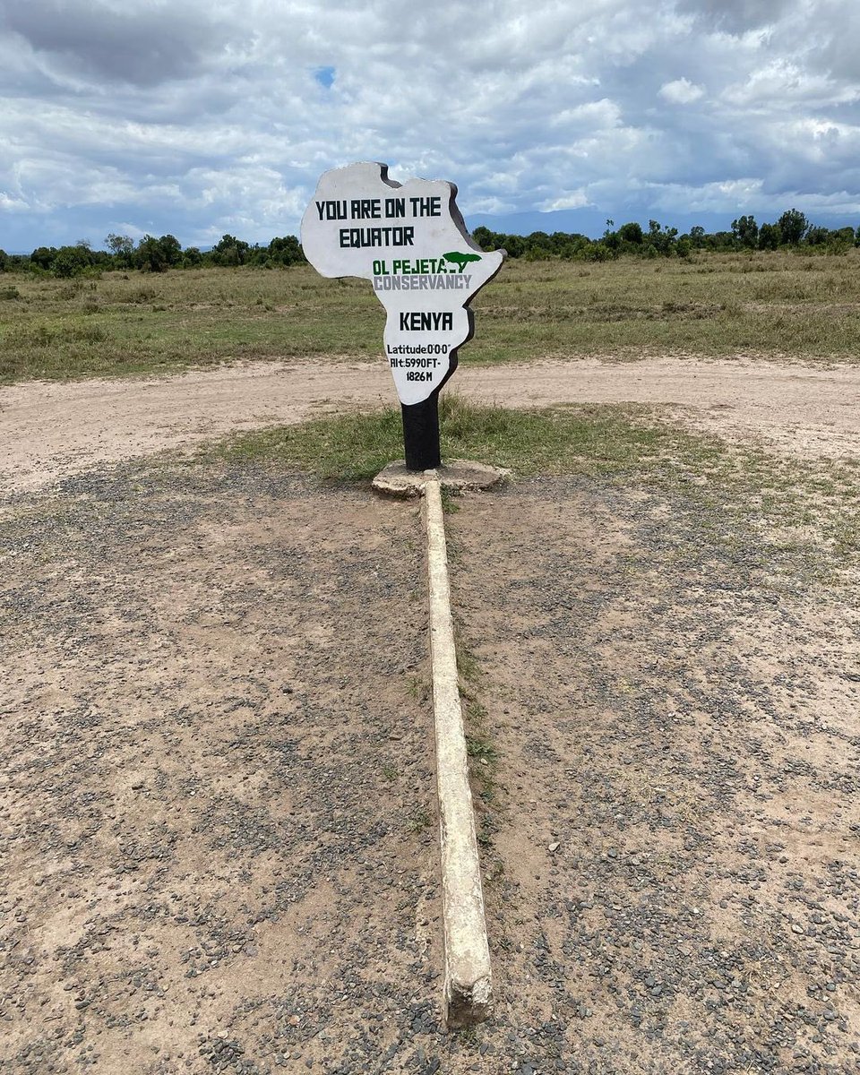 serenahotels's tweet photo. Smack in the midlle of Earth!
The first stop while on a game drive @OlPejeta for all our #serenaSweetwaters guests is the Equator marker. This is where the Southern & Northern hemispheres meet! Which is a big deal stepping on the two parts of the world at the same time! https://t.co/ZJHryPUb85