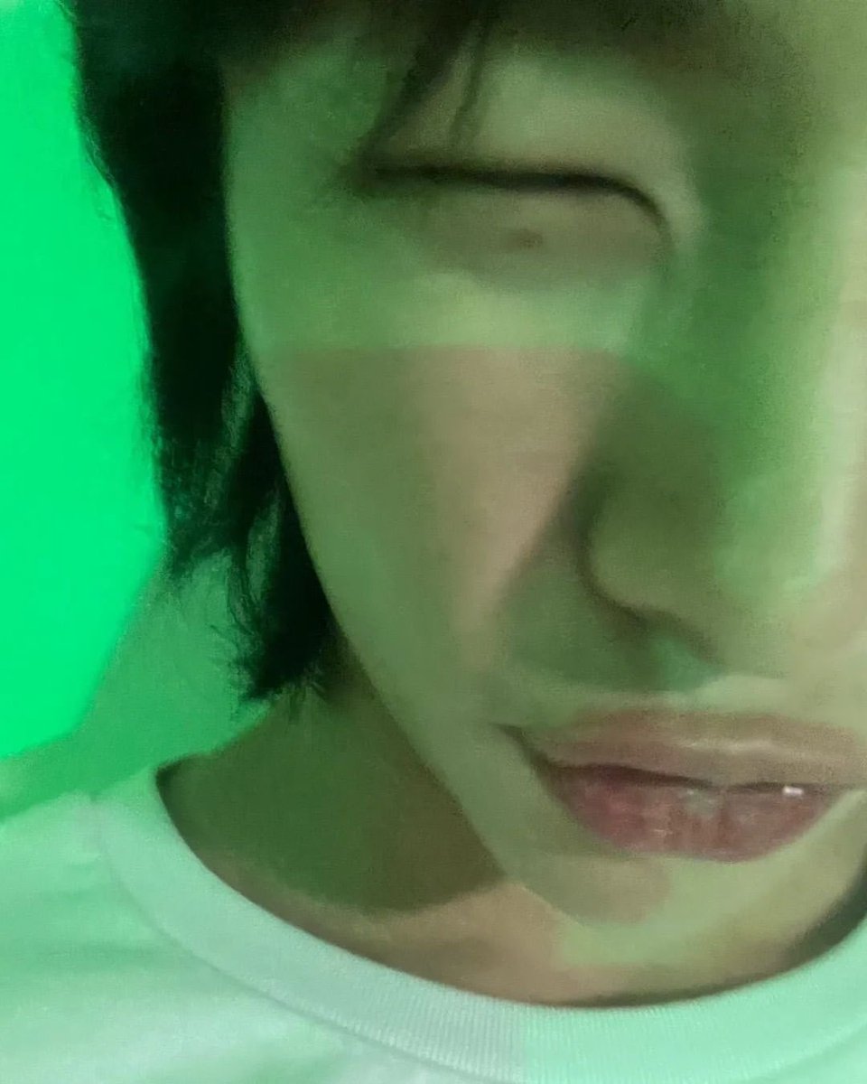 َ (@dwllve) on Twitter photo 