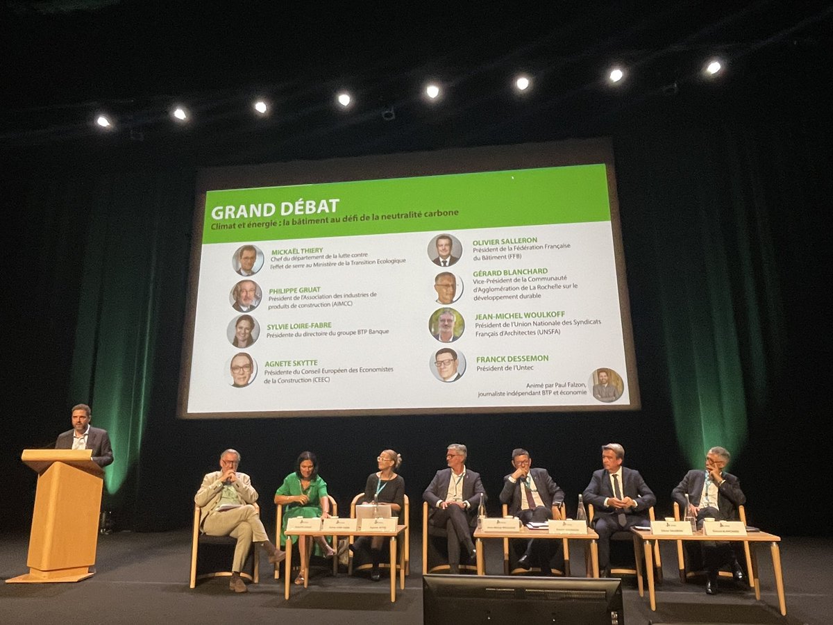 JeanMichelSavin's tweet photo. Congrès UNTEC à La Rochelle : sous le signe de la #decarbonation @Untec_org @DessemonF @UnsfaOfficiel @FFBatiment #FFB #UNTEC https://t.co/WrJSHR0tjl