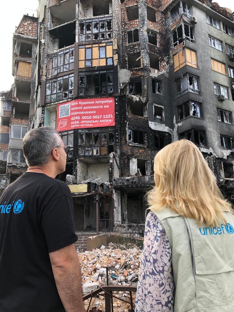 himuratsahin's tweet photo. All this Within a few blocks, priority has been bringing back normalcy and safety for children #togetherwecan #spilno @UNICEF_UA #back2learning https://t.co/OKwg3HIT8D