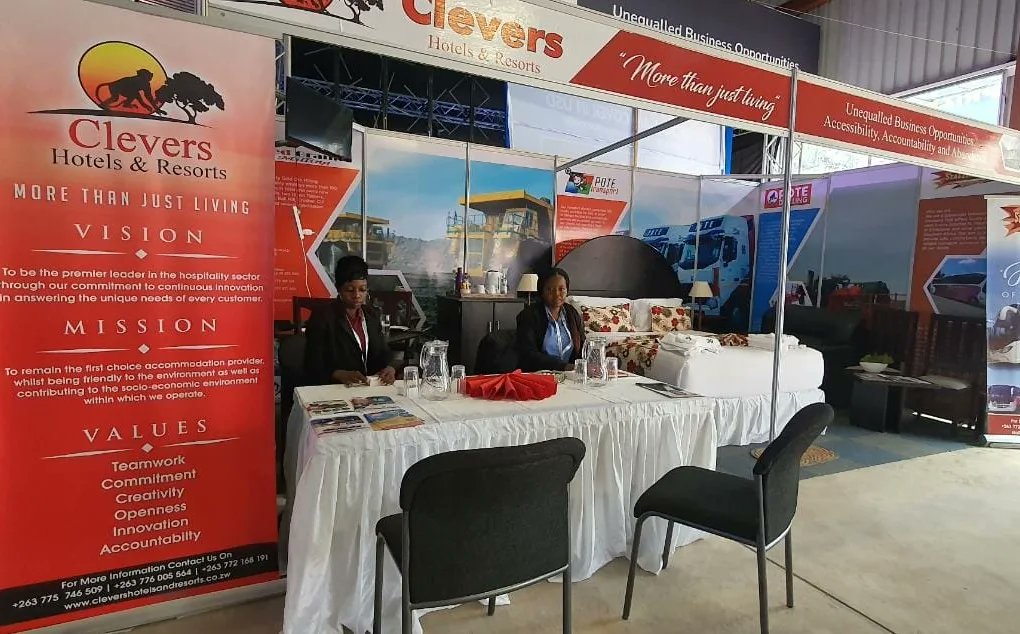 Come and support our tourism players exhibiting at the Harare Agricultural Show; @clevershotelsandresorts, <a href="/chickeninnzw/">Chicken Inn Zimbabwe</a>, @MashTreats, @eatnlickofficial , @nmmz  an@MECTHI and many more.  

#ZAS Day 4
#ZimBho
#VisitZimbabwe 
#MeetInZim
#InvestInZim