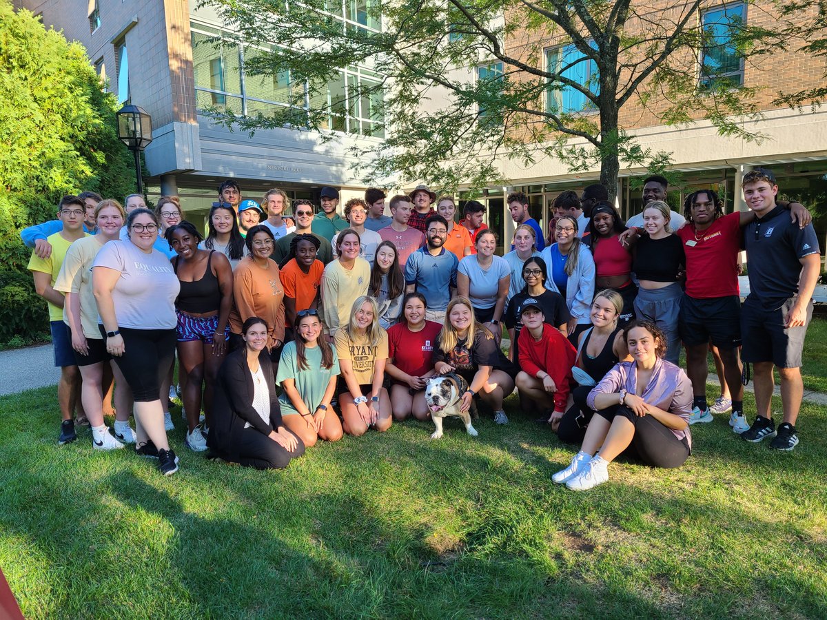 Happy #MoveIn day to our brand new first-year Bulldogs! I gave your RAs my final inspection last night and they all passed. Admittedly they snuck plenty of delicious barbecue my way, but that in no way swayed my verdict. 😉🐾

#Bryant #BryantUniversity #ClassOf2026