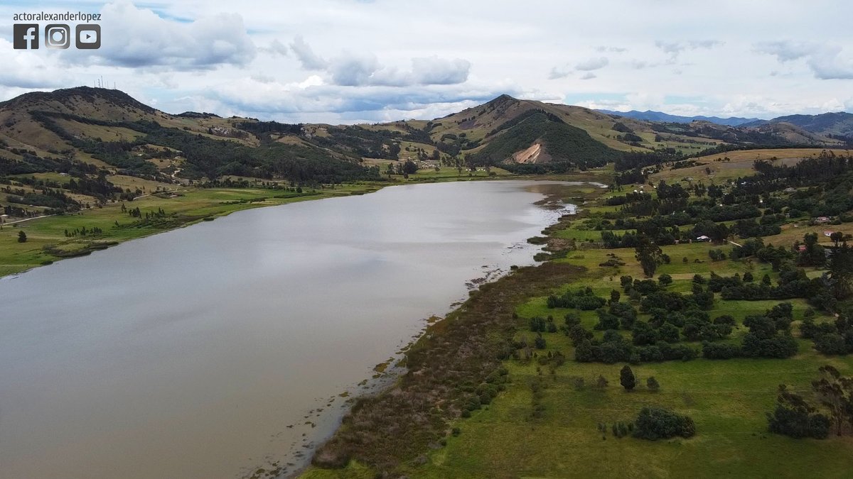 EmpaquePues's tweet image. Bienvenidos a presenciar uno de los capítulos más atractivos. Pronto en YouTube y Facebook. ✌️🛵💨
•
#EmpaquePues #ViajandoxColombia #vueltaalmundoenmoto #Cundinamarca #Suesca #laguna #lagunadesuesca #Cucunuba #Sigamosenruta #viajar #motorcycle #naturaleza #nature #photography