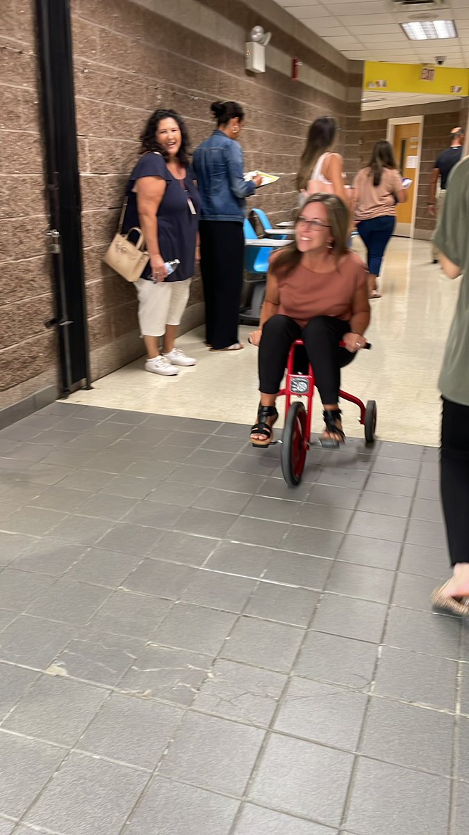 modonnell5i's tweet photo. #StaffordAmazingRace Trike Race challenge 3 https://t.co/r0kV4ejHNG
