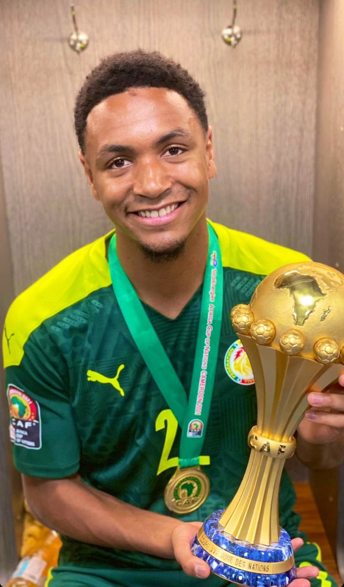 JhonAbdou's tweet photo. @Abdou_diallo_ @PSG_inside Bonne chance Gaïndé 🦁 manko wouti yenen ndam https://t.co/ghFUTxbCXL