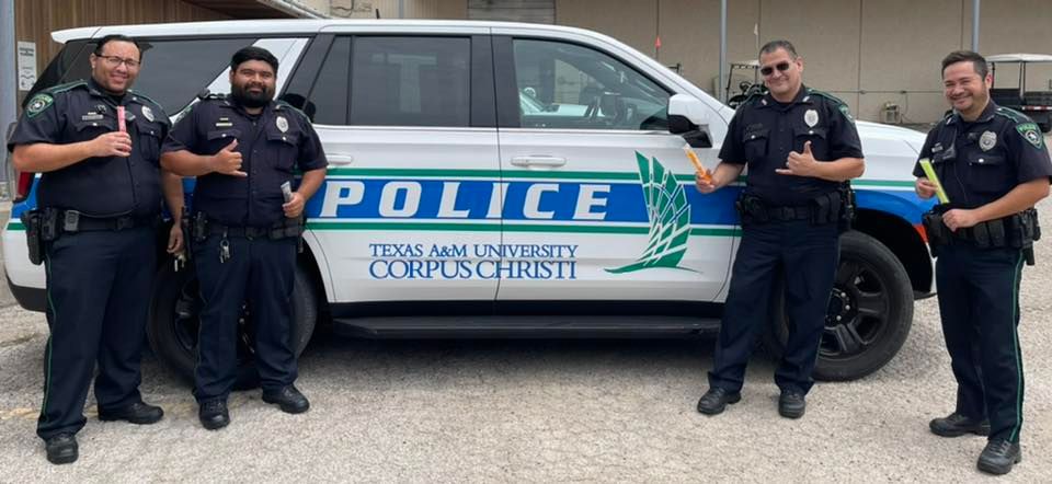 TAMUCCPD's tweet photo. Meet Us Before You Need Us today starting at 10am. The location has changed to University Center, Tejas Lounge 106. Stop by and enjoy a freeze pop with a cop. Hope to see you there. https://t.co/ZPS2wwWbU0