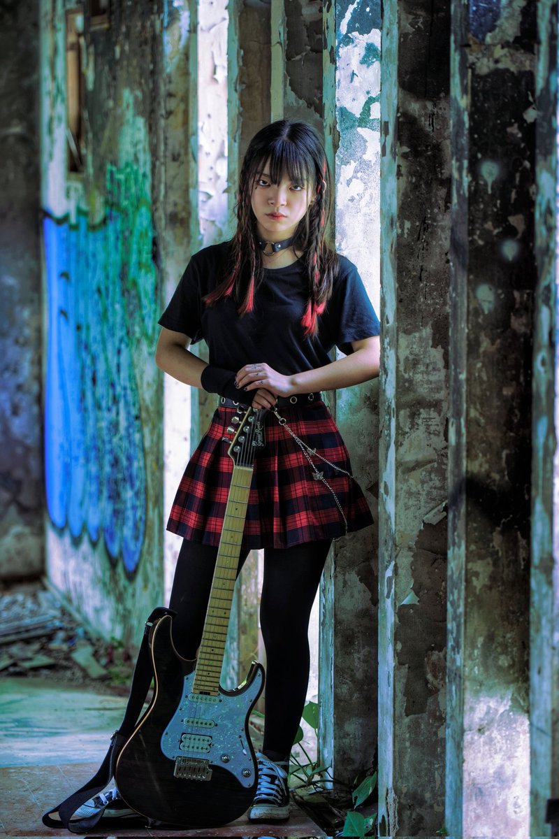 cat_say_nya's tweet photo. ♦️I'm watching you♦️
📸:@chanantigonus
~~~~~~~~~~~~~~~~~~~~
✨見面日子✨
2/9 S.L.F Final
#guitar #rockgirl #redblack #music #hkgirl #編髮 #好き #好きです #人像攝影 #攝影 #廢墟 #廢墟攝影 #被写体女子 #被写体 #redhighlights #かっこいい #かっこいい女性 #黒髮女子 #黒髪 https://t.co/wJFbNn7iHr