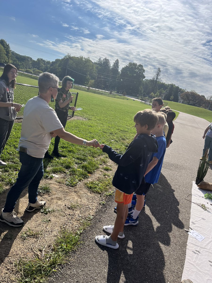 Mrs.Kahoe tweet media