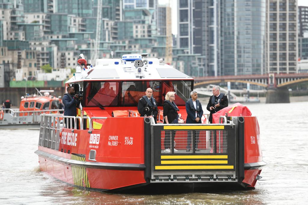 MayorofLondon's tweet photo. I was delighted to visit Lambeth River Station today to see first-hand @LondonFire’s new state-of-the-art fire boats. 

The new boats are a part of my £40m investment to expand and modernise the Brigade to ensure it is better equipped to fight fires and keep Londoners safe. https://t.co/NuxTmQZYr7