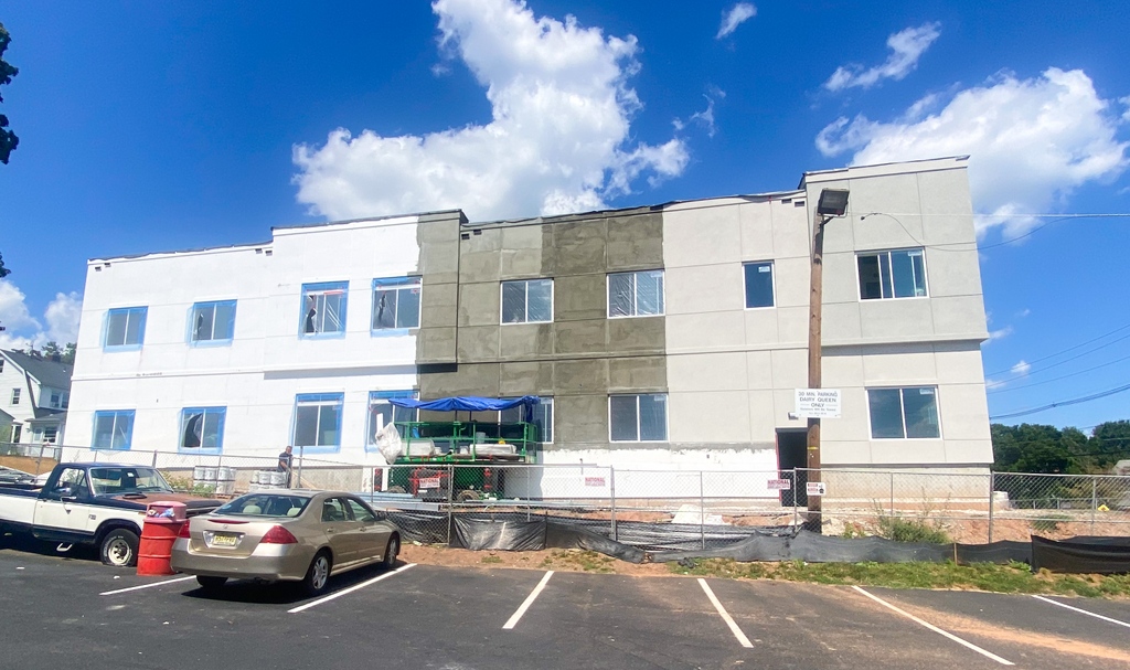 BrightSideManor's tweet photo. We're getting so close to the finish line! Lots of progress to the expansion at Bright Side Manor. If you want to learn more about the improvements being made, visit https://t.co/qNIUiy2X8I #seniorliving #seniorcare #longtermcare #assistedliving #seniorcitizens #olderadults https://t.co/sJzMMRL1Fp