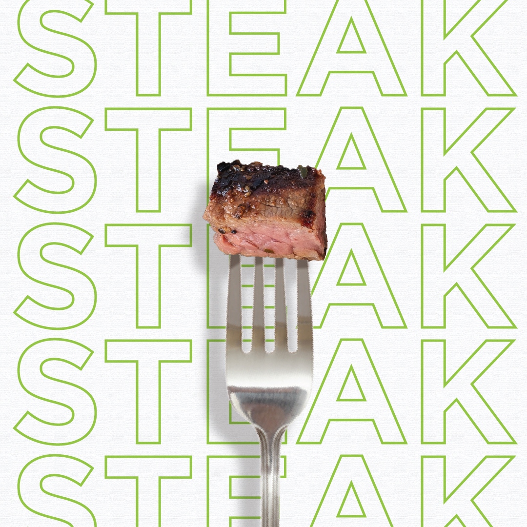 Steak. Steak. Steak.

Paired with our sesame noodles or basmati rice blend and you have a master piece. 

Not a fan of steak? Not to worry, we have other delicious choices to choose from. 😉

#mahanafresh#healthy#fresh#veggies#beef #cleaneating#balance #delicious