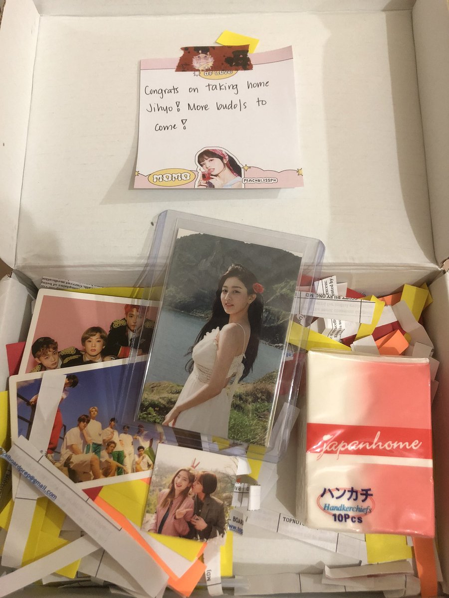 PlasticSurJOEn's tweet photo. Finally! After months of searching, Jihyo came home safely! It has been a long rollercoaster ride, but I’m glad it’s with you and now we’re here together ❤️ Thank you to @MK_bns for the secured packaging and freebies! Definitely recommend this shop! #emkayfeedbacks https://t.co/Iorty83ea6