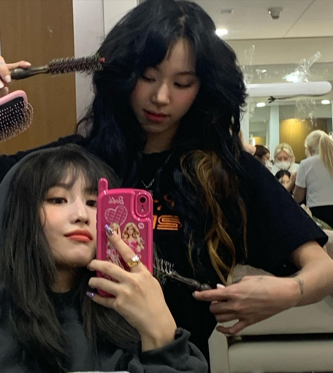 mmpicss's tweet photo. Momo's Instagram update. #MOMO #모모 https://t.co/MwOa0toM1p