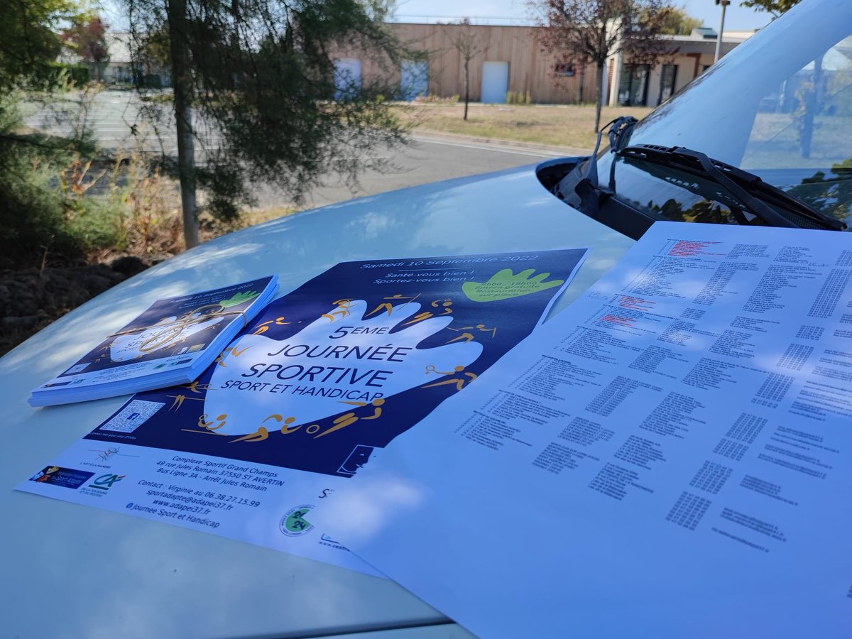 C'est parti pour la distribution des affiches et des flyers ! 
Depuis un semaine nous faisons le tour des établissements médico-sociaux du département pour présenter la journée sportive. Au plaisir de les retrouver le 10 septembre😊