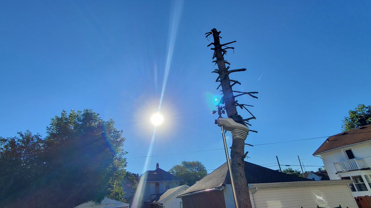 TerryEckmanWx's tweet photo. Happy first day of #MeteorologicalFall or #MeteorologicalAutumn if you prefer #WeatherPersons #ohwx 
@NWSCLE @JayBerschback @StormOfCorn @spann @emilyrsutton @GarofaloWX @AddisonGreenWX  @simpsonWVTM13 @JeffTanchak19 @KellyDWeather @SamRobertsWX @TraceyAnthony_ @EricElwell_TV https://t.co/6zOZpE8YpO