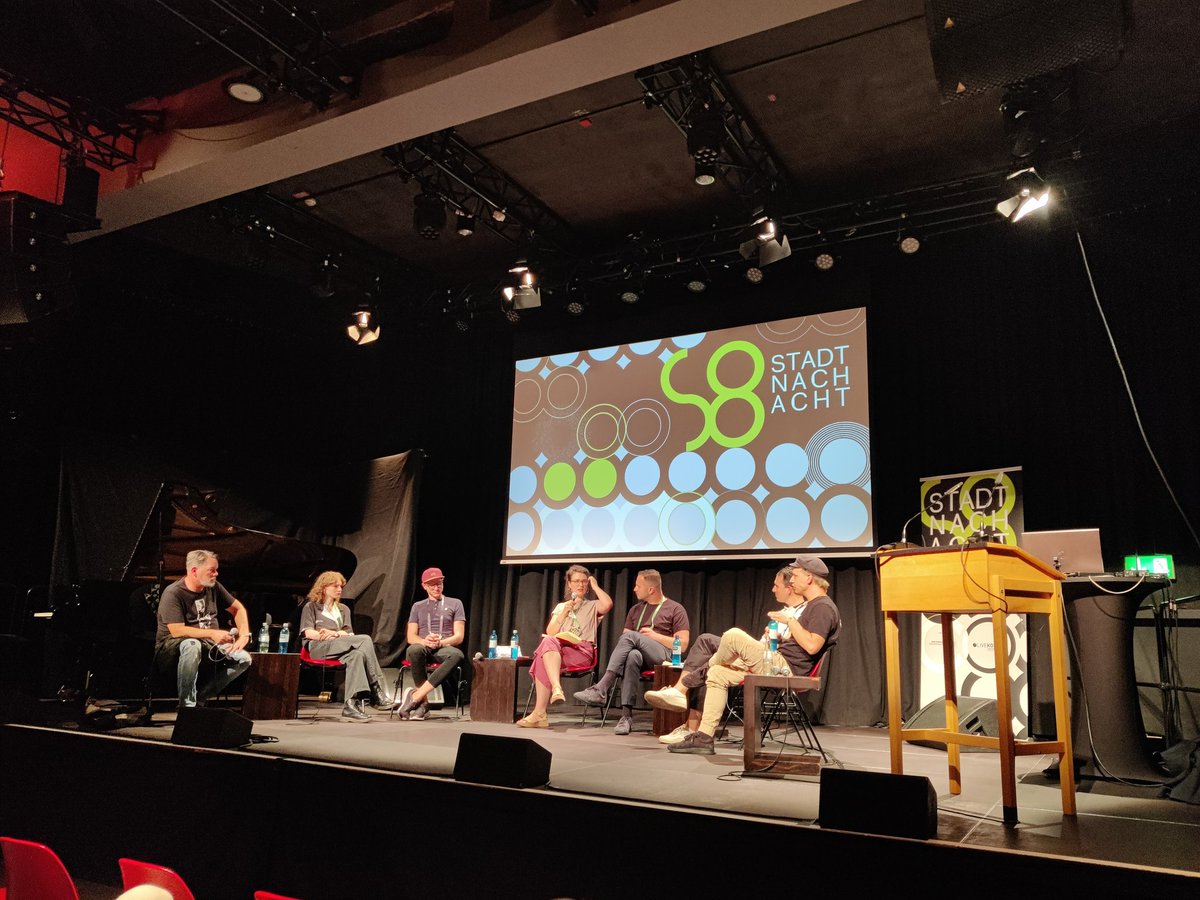 Bei #sn8_2022 treffen sich gerade im @domicildortmund die Nachtbeauftragten verschiedener Städte und berichten über ihre Schnittstellenfunktion zwischen Nachtkulturszene und Verwaltung. Sehr spannend, sehr lehrreich!