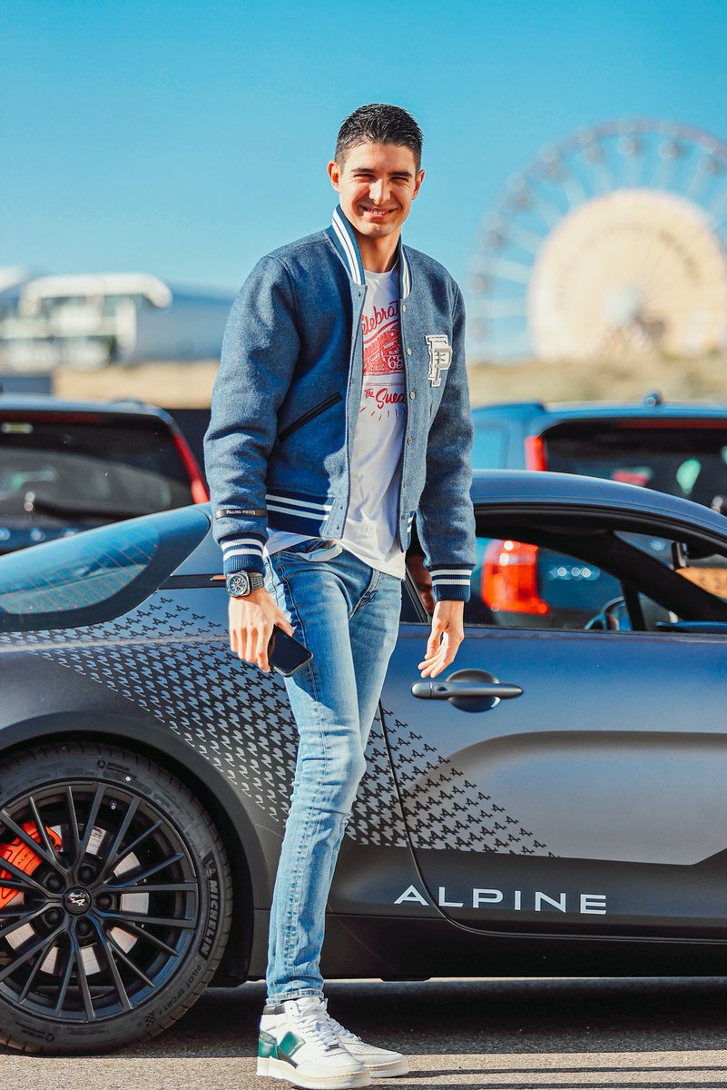 AlpineF1Team's tweet photo. The name's Ocon, Esteban Ocon 😎👊

#DutchGP https://t.co/pp51AqYRSX