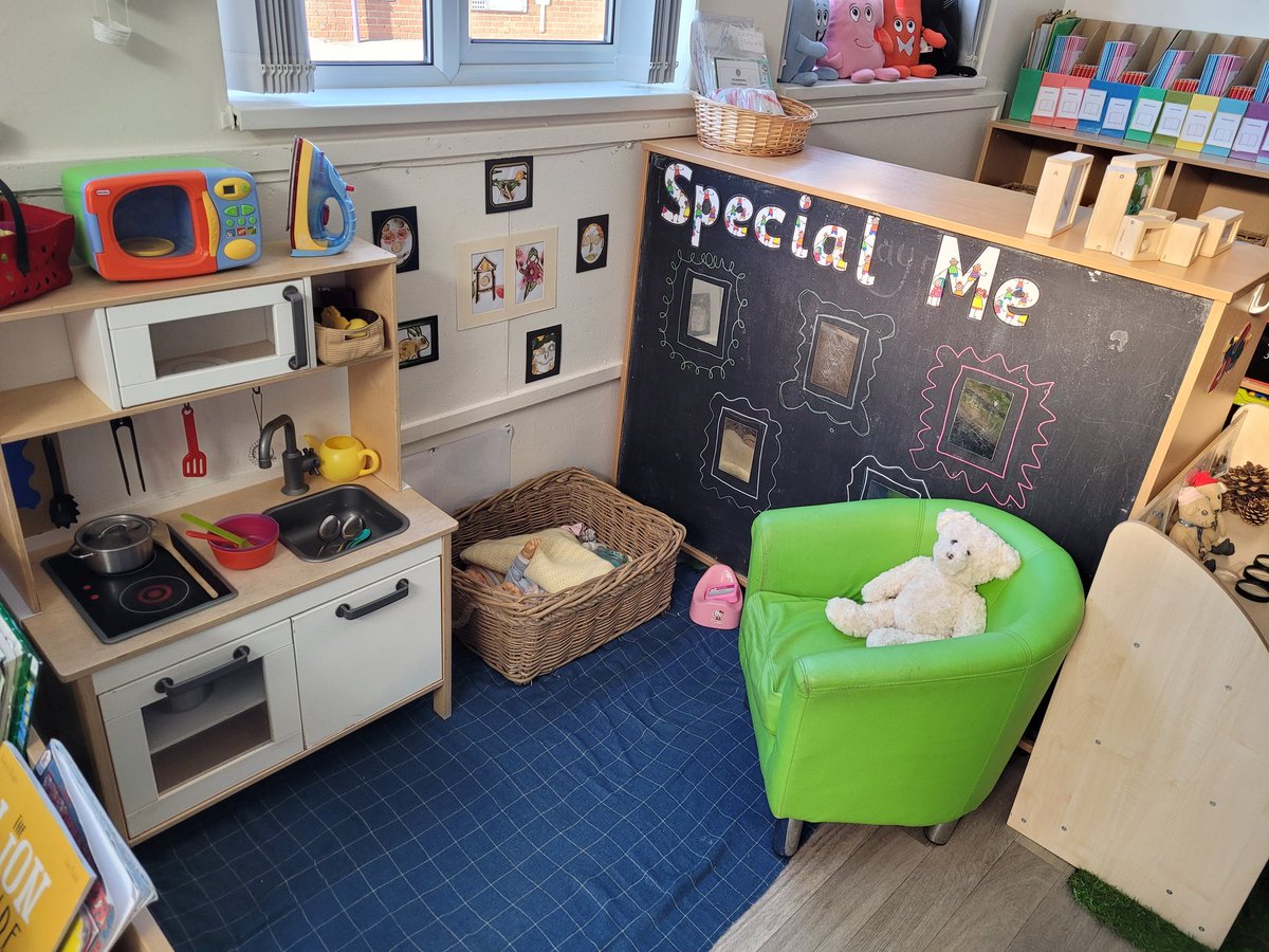 MissJonesRec's tweet photo. The classroom is coming together! I am very excited to welcome my new class next week 😁 https://t.co/w1NTYyTe3c