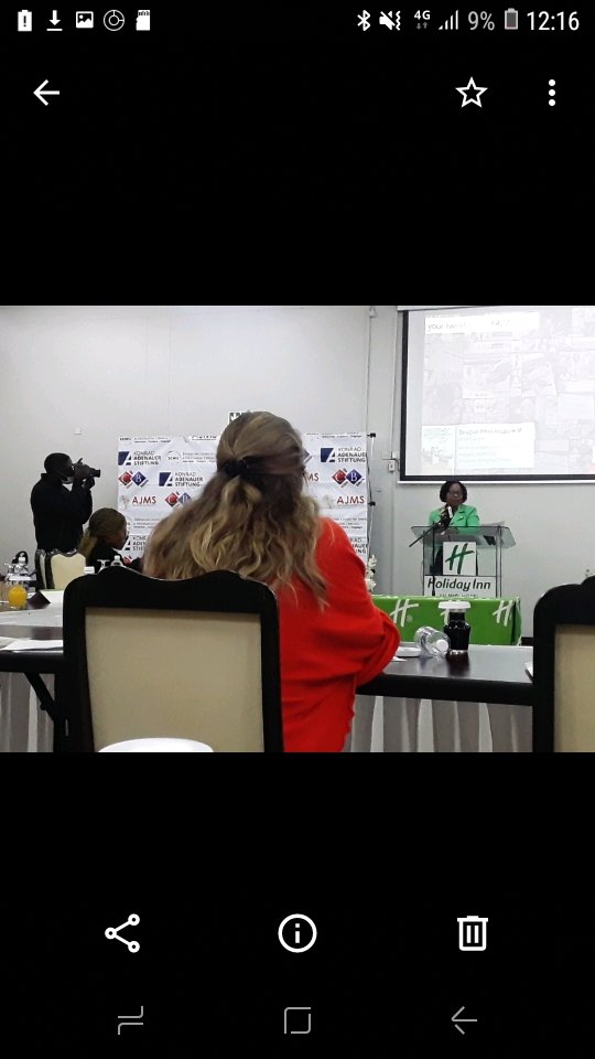 healthConnectZW's tweet photo. Interesting engagements at the ongoing African Journalism and Media Summit #AJMS2022 #promisesandperils @earthconnectzw @andile_tshuma @The_CBNews @communitypodium @ChichiLuciasi https://t.co/hzIYODkuGH