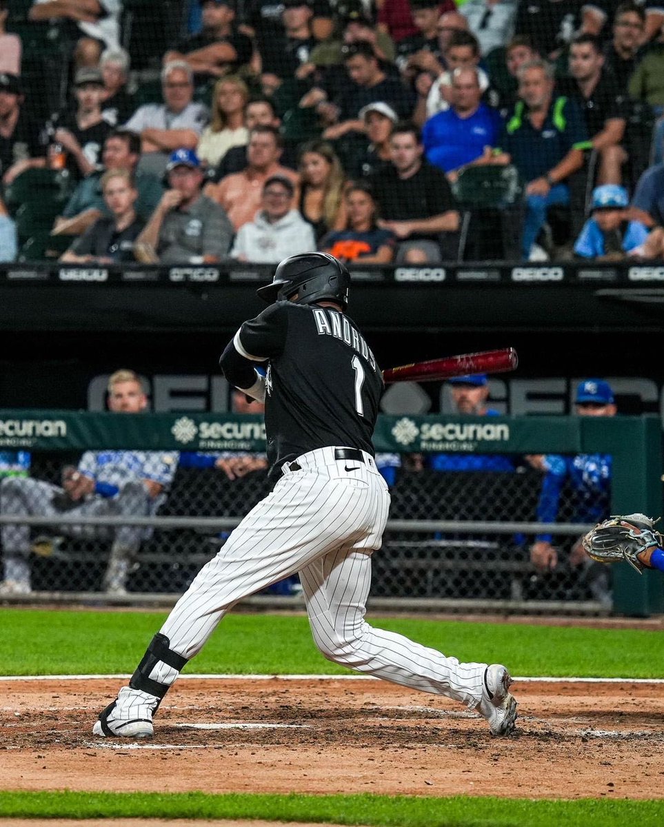 Xavier_Sanchez4's tweet photo. Game 130 of 162

White Sox (64-66) 4, Royals 2. Final.

•Lynn (W, 4-5)- 7 IP, 4 H, R/ER, 8 K, HR
•Graveman- IP, K
•Andrus- 1/4, R, HR, 2 RBI
•Abreu- 1/3, RBI, BB
•Pollock- 1/4, R, HR
•Gonzalez- 2/4, R
•Everyone reached base at least once

#CWS22 #ChangeTheGame https://t.co/ewK59VxW6q