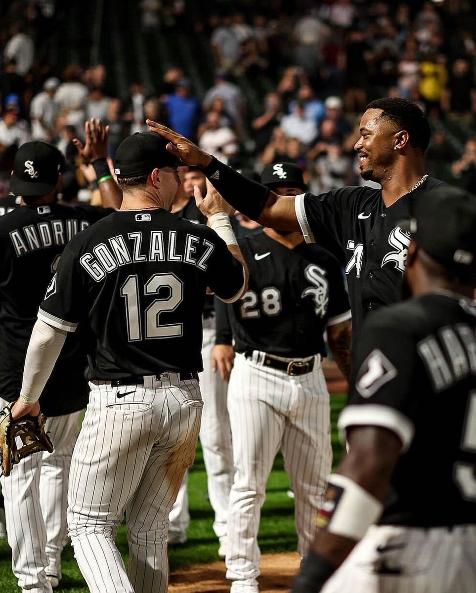 Xavier_Sanchez4's tweet photo. Game 130 of 162

White Sox (64-66) 4, Royals 2. Final.

•Lynn (W, 4-5)- 7 IP, 4 H, R/ER, 8 K, HR
•Graveman- IP, K
•Andrus- 1/4, R, HR, 2 RBI
•Abreu- 1/3, RBI, BB
•Pollock- 1/4, R, HR
•Gonzalez- 2/4, R
•Everyone reached base at least once

#CWS22 #ChangeTheGame https://t.co/ewK59VxW6q