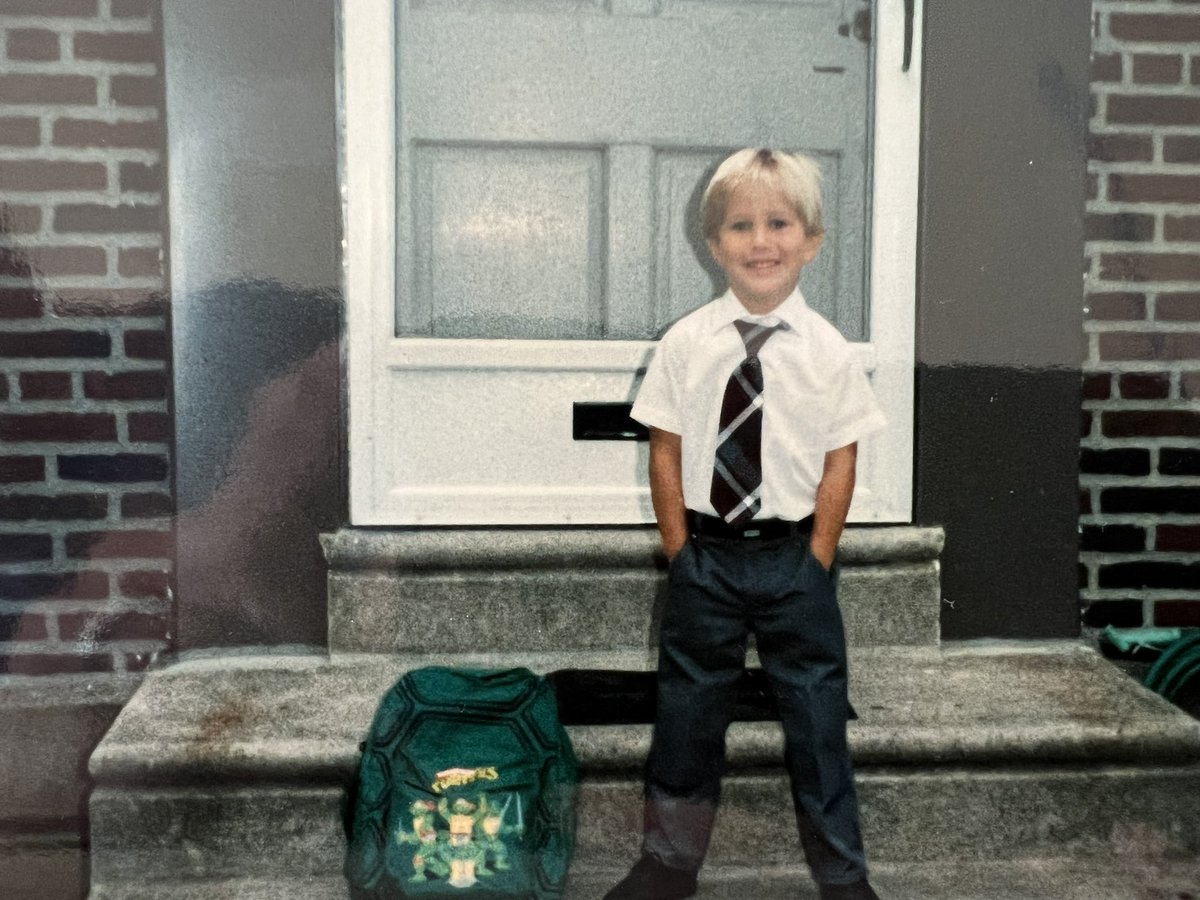 TheTimReport's tweet photo. BACK TO SCHOOL! 📚
Many students are heading back to class today for the new school year! This was me in first grade 😌 send us your back to school photos…we wanna see ‘em and put them on the air #WakeUpToMore https://t.co/R2C9TG6mML