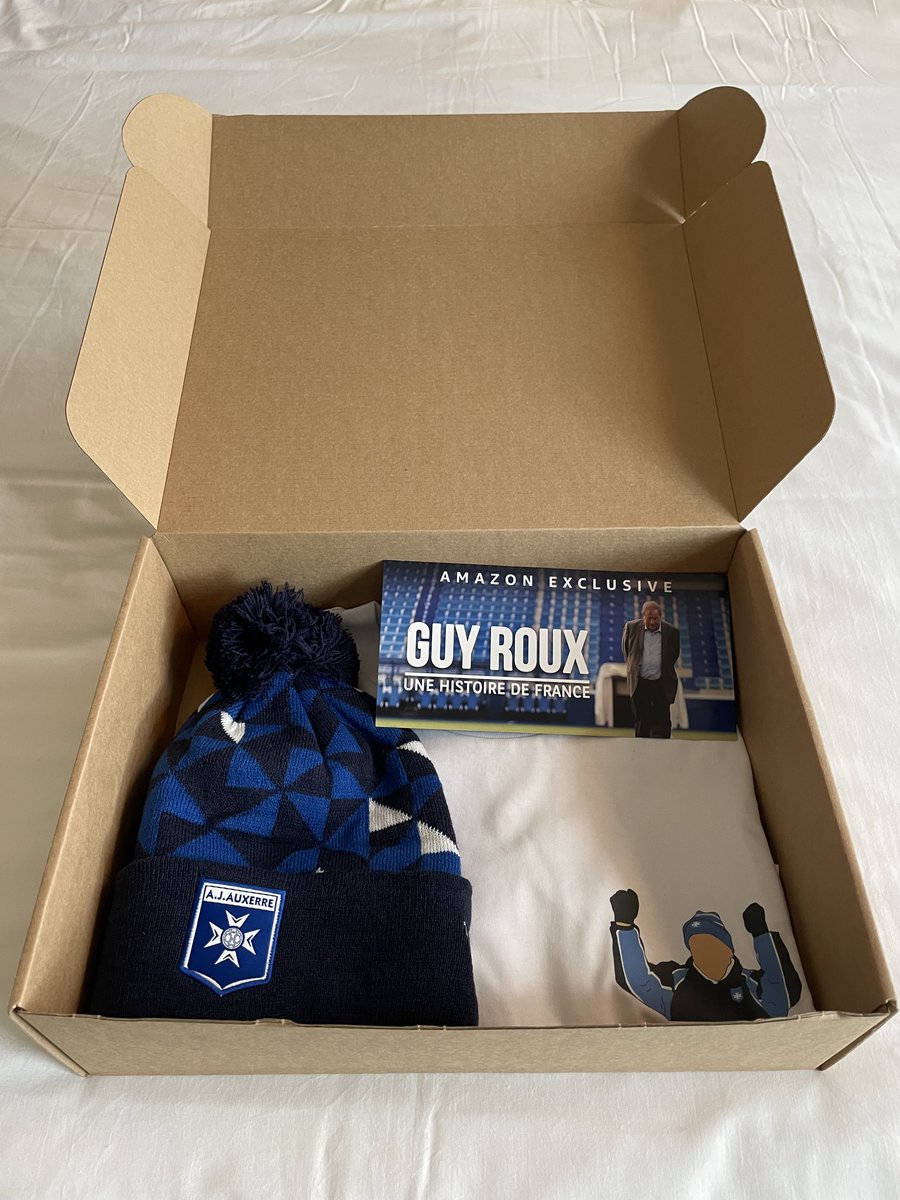😍 Gagnez une box collector dédicacée par la légende Guy Roux, comprenant un bonnet + un t-shirt aux couleurs de l'AJ Auxerre.

Pour participer : abonnez-vous à notre compte, RT ce tweet et commentez votre meilleur souvenir de Guy Roux.

➡ Règlement : bit.ly/BoxGuyRoux