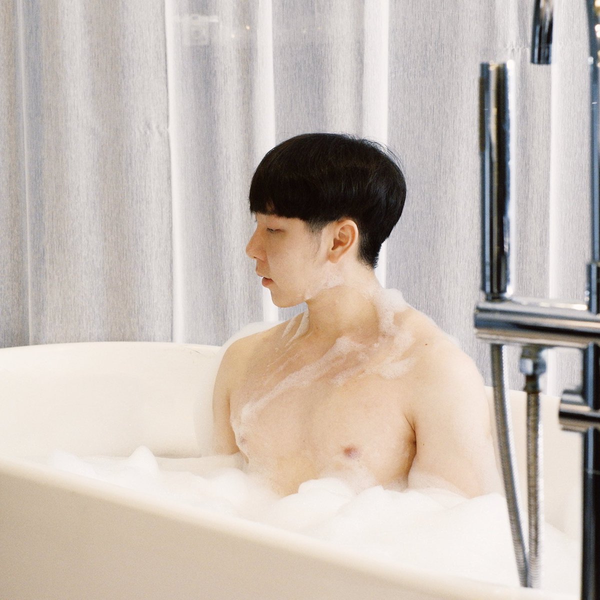 forteyork's tweet photo. 🛀🫧 https://t.co/TsL5TNuDuL