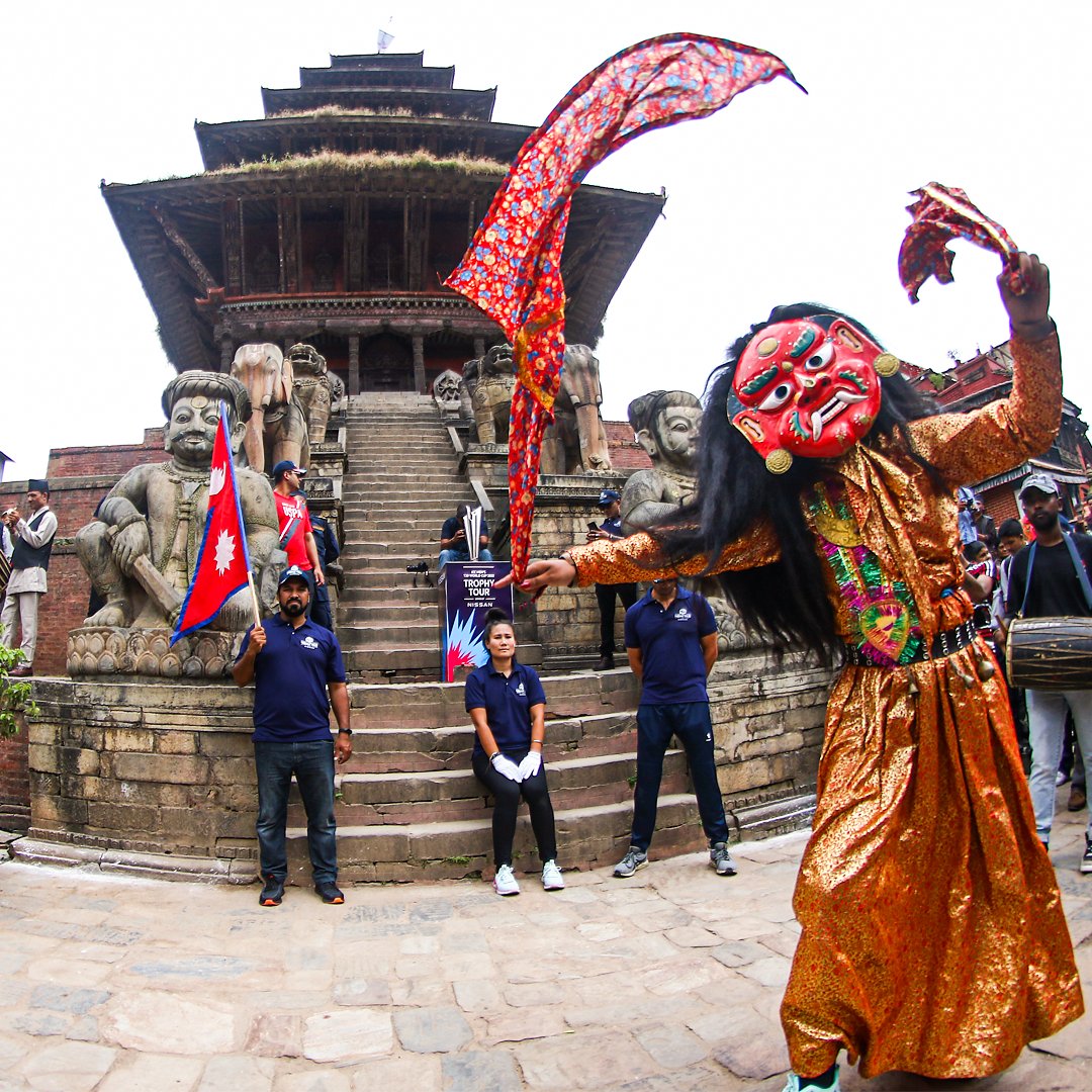 T20WorldCup's tweet photo. Captured in Kathmandu 📸 

The best shots as the ICC Men's #T20WorldCup, Trophy Tour visited Nepal 🇳🇵 https://t.co/Y12CXgJyjt