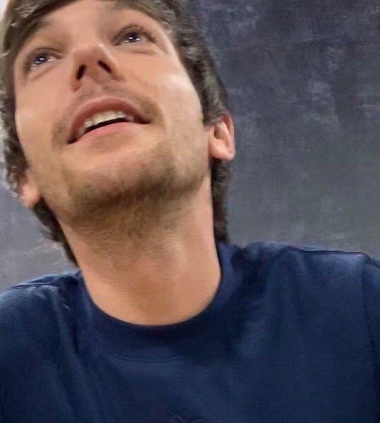 ALI1D__'s tweet photo. @997now @Louis_Tomlinson Can't wait to listen to the song #BiggerThanMe  the new single from #LouisTomlinson  's album #FaithinTheFuture  (@Louis_Tomlinson) https://t.co/S5CjaMXGHv