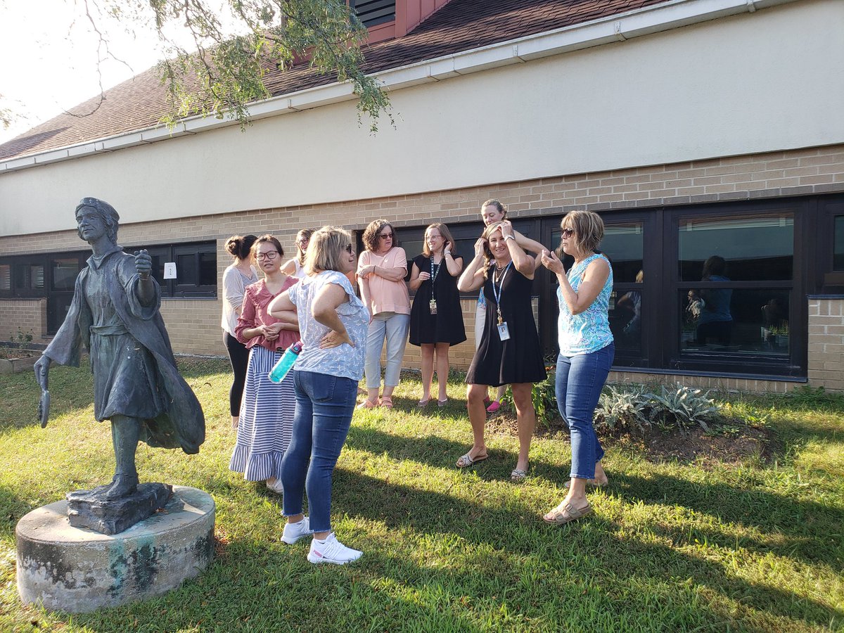 Cre8tiveLib's tweet photo. Thank you @GreenKidsANS &amp; @ANSgina for leading an @es_flower preservice PD with all staff outside in our beautiful courtyard.  We learned about the @MAEOE_MD Green School program, reflected on ways in which we enjoy nature, and planted seeds of hope for the new school year. https://t.co/oKu79Hu2Gn