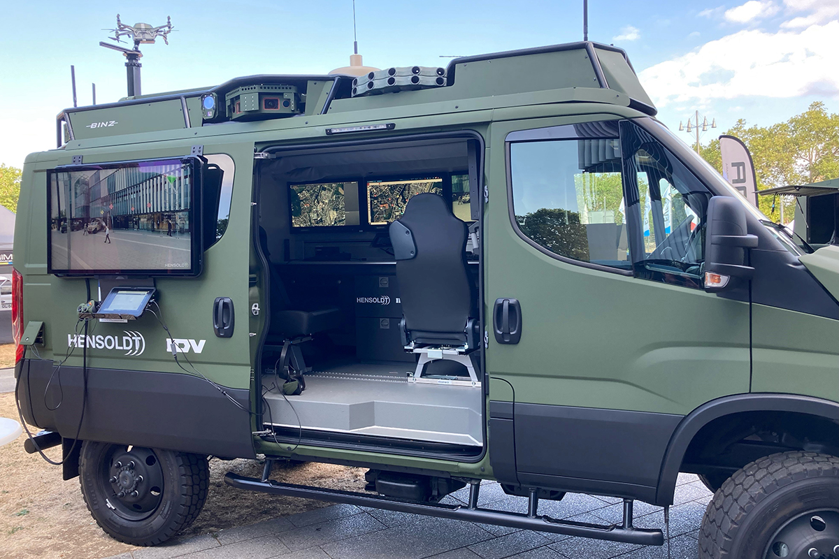 hensoldt's tweet image. At the User Forum Armament &amp;amp; Utilization #RüNet, @HENSOLDT presents its sensor solutions from all domains. If you are around, visit us at booth no. 19 and see our latest technologies in areas like #airborne electronic attack, ground-based air #defence and #datafusion. #Bundeswehr