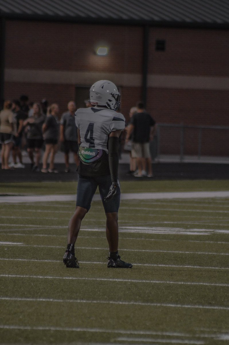 🚨6’0 180 CB/WR Class of ‘24🚨
 3.0 GPA 
4.46 40 
NCAA ID: 2208644374
<a href="/RecruitGeorgia/">Recruit Georgia</a> <a href="/ARCHIECOLLINS_/">Coach Collins</a> <a href="/_CoachThacker/">Coach Andrew Thacker ⁸</a> <a href="/CharlesWoodson/">Charles Woodson</a> <a href="/Coach_Manalac/">Ryan Manalac</a> <a href="/GregSchiano/">Greg Schiano</a> <a href="/CoachCwarren/">Charlton Warren</a> <a href="/GTFootball/">Georgia Tech Football</a> <a href="/PghSportsNow/">Pittsburgh Sports Now</a>