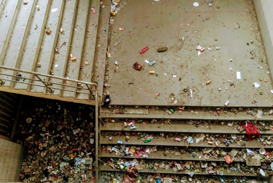 CAGChennai's tweet photo. #Blog: https://t.co/GN4BrGCAO5
Environmental crime is a severe threat to all living beings, including humans. It is high time we recognise environmental crime for what it is and the danger it poses to each of us on our #OnlyOneEarth. #SaveEnvironment #LetsStopIt #ZeroWaste https://t.co/kwBYFFtgRT