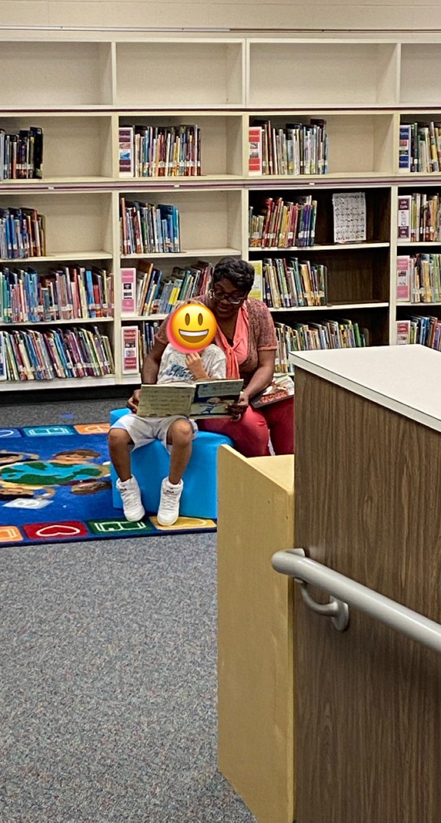 I was walking by the library yesterday afternoon, and I just HAD to take a picture. I love how <a href="/Mrs_Wright1913/">Meewan Wright</a> is building relationships with our cowboys ❤️ <a href="/KaiserKISD/">Kaiser Elementary</a>